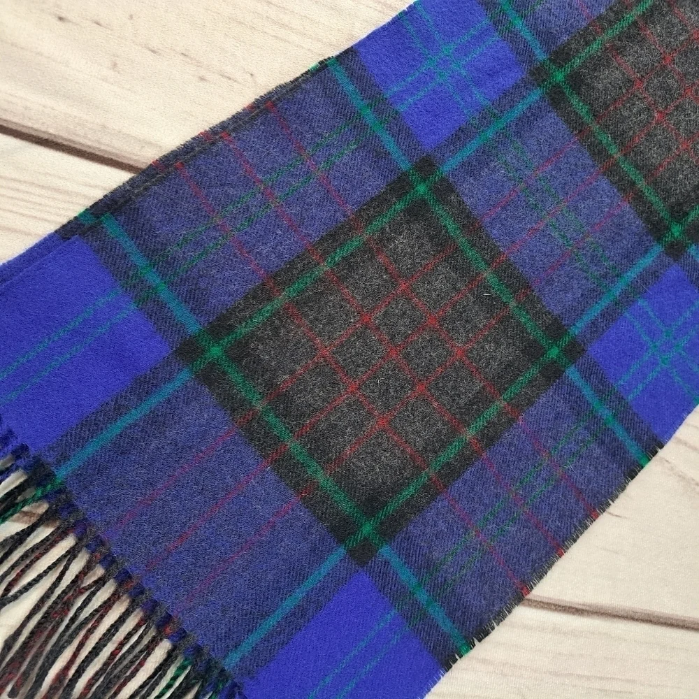 Scottish Tartan Plaid Scarf Feels like wool blend No Tag